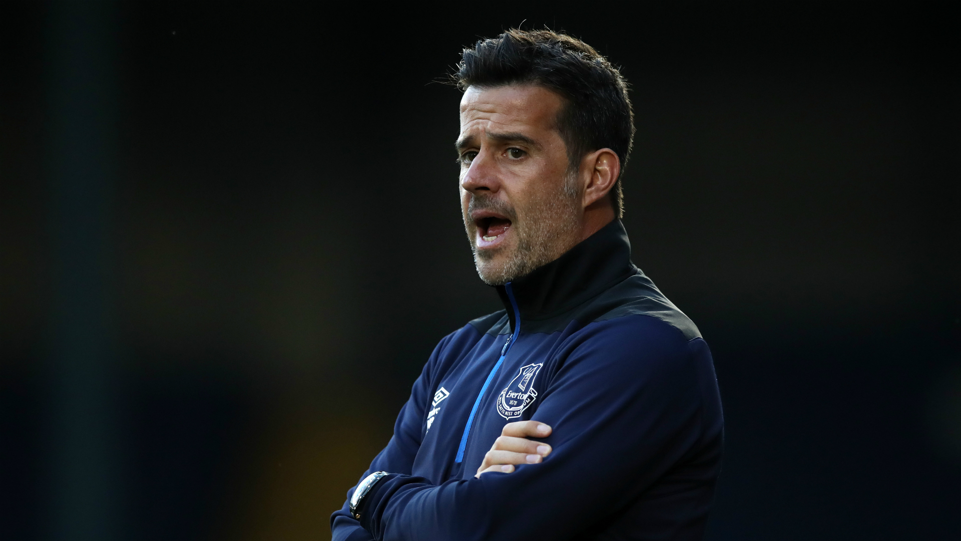 充满波折 充满波折